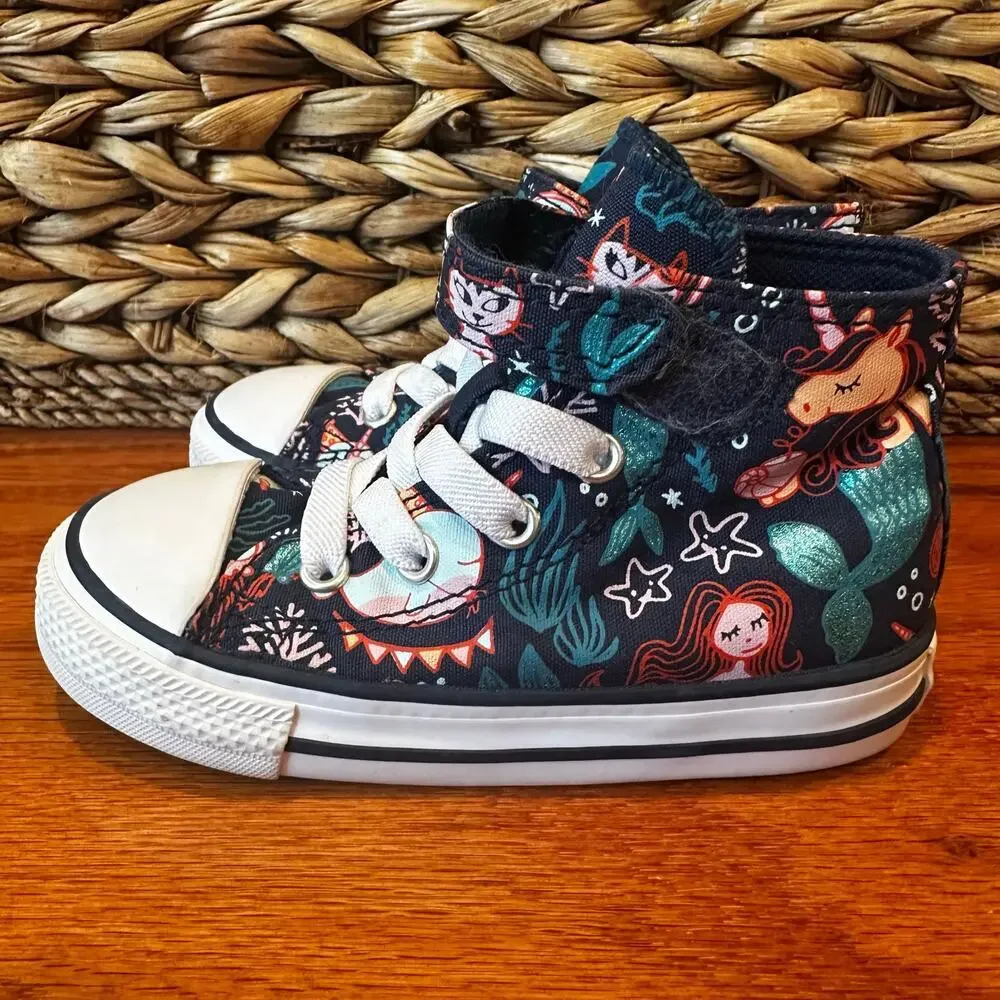 Converse Under the Sea Sneakers sz 7 Toddler Sneakers